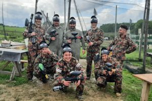 Kawalerski Paintball z ogniskiem i dojazdem