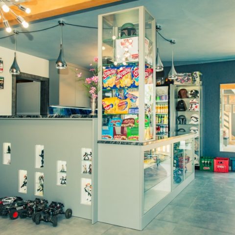 Bar i recepcja w BezSpin Klubie na Arenie Mocy